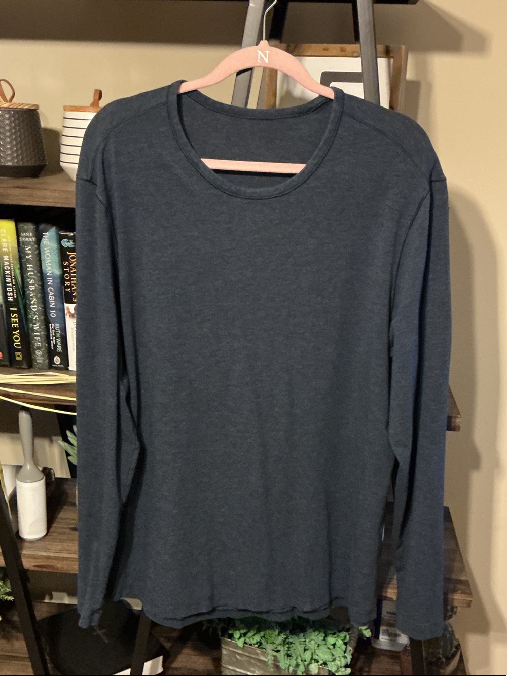 Lululemon Men’s Long Sleeve Navy